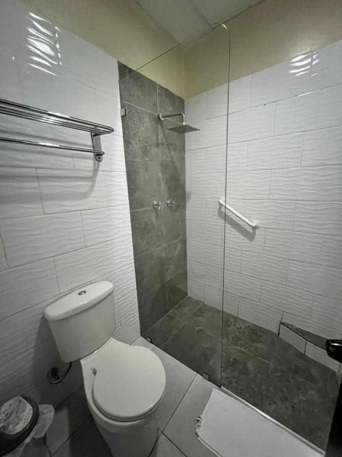 Atlantic Suites Hotel Гуаякиль Экстерьер фото