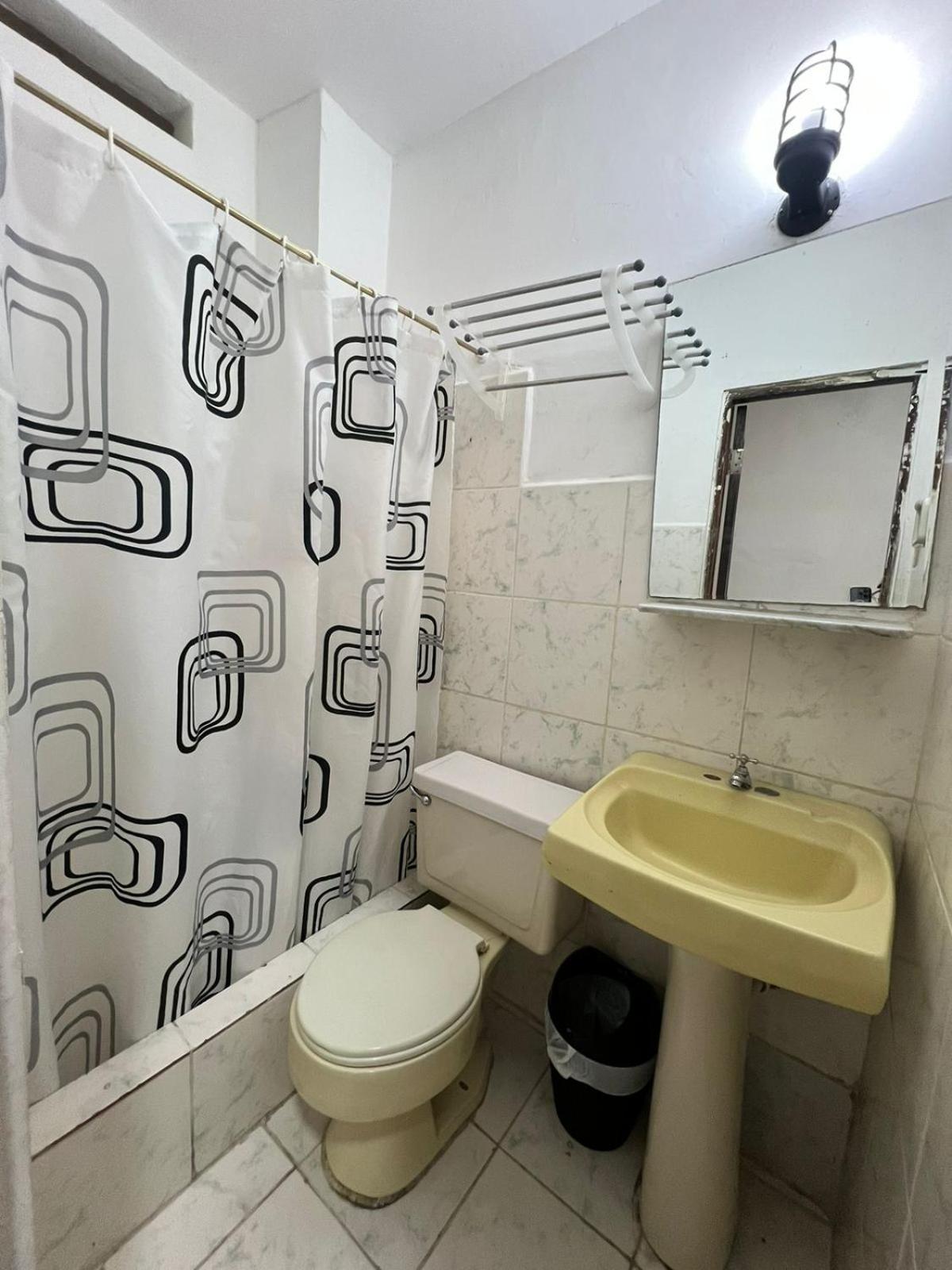 Atlantic Suites Hotel Гуаякиль Экстерьер фото